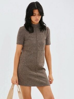 Brown Short-Sleeve Mock Neck Knit m Women's Dress